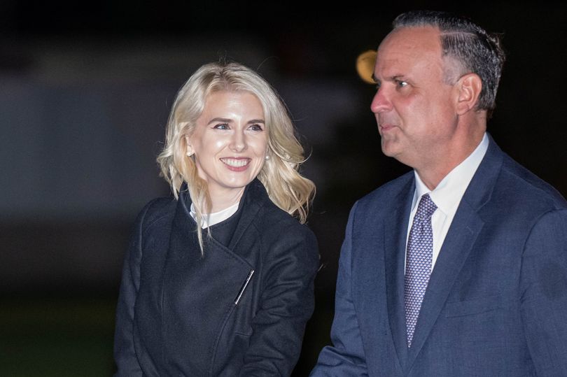 Trump favorite Natalie Harp caught giving a strange hand signal behind ...