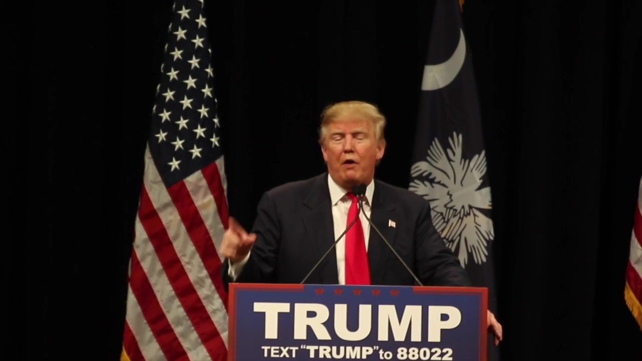 Confused Trump flounders as he can't remember renaming Lake Ontario