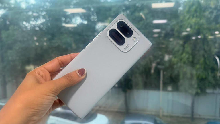 Lava Virat Curve review: A premium experience without the premium price