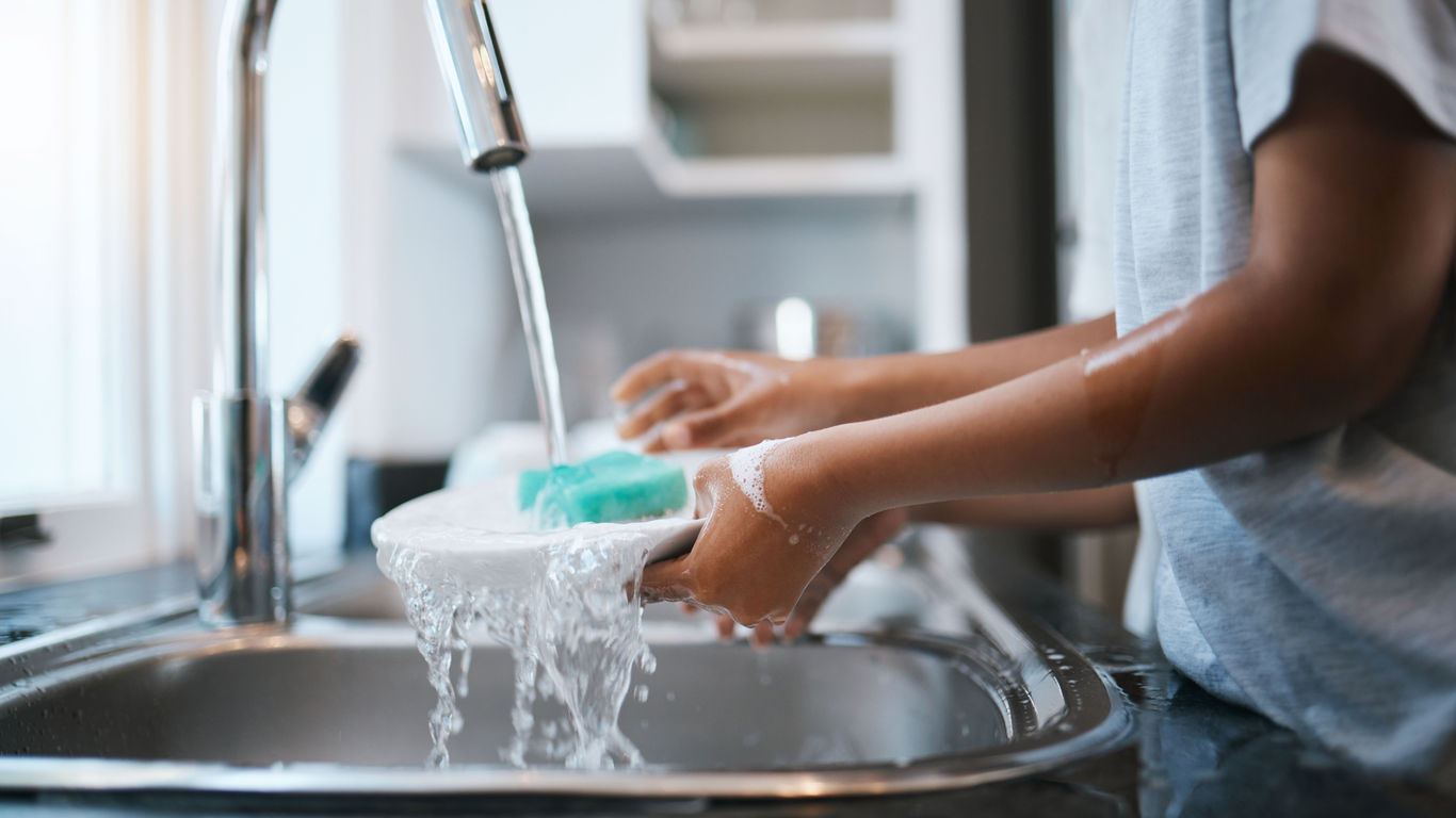 Airbnb announces new cleanup policy for guests