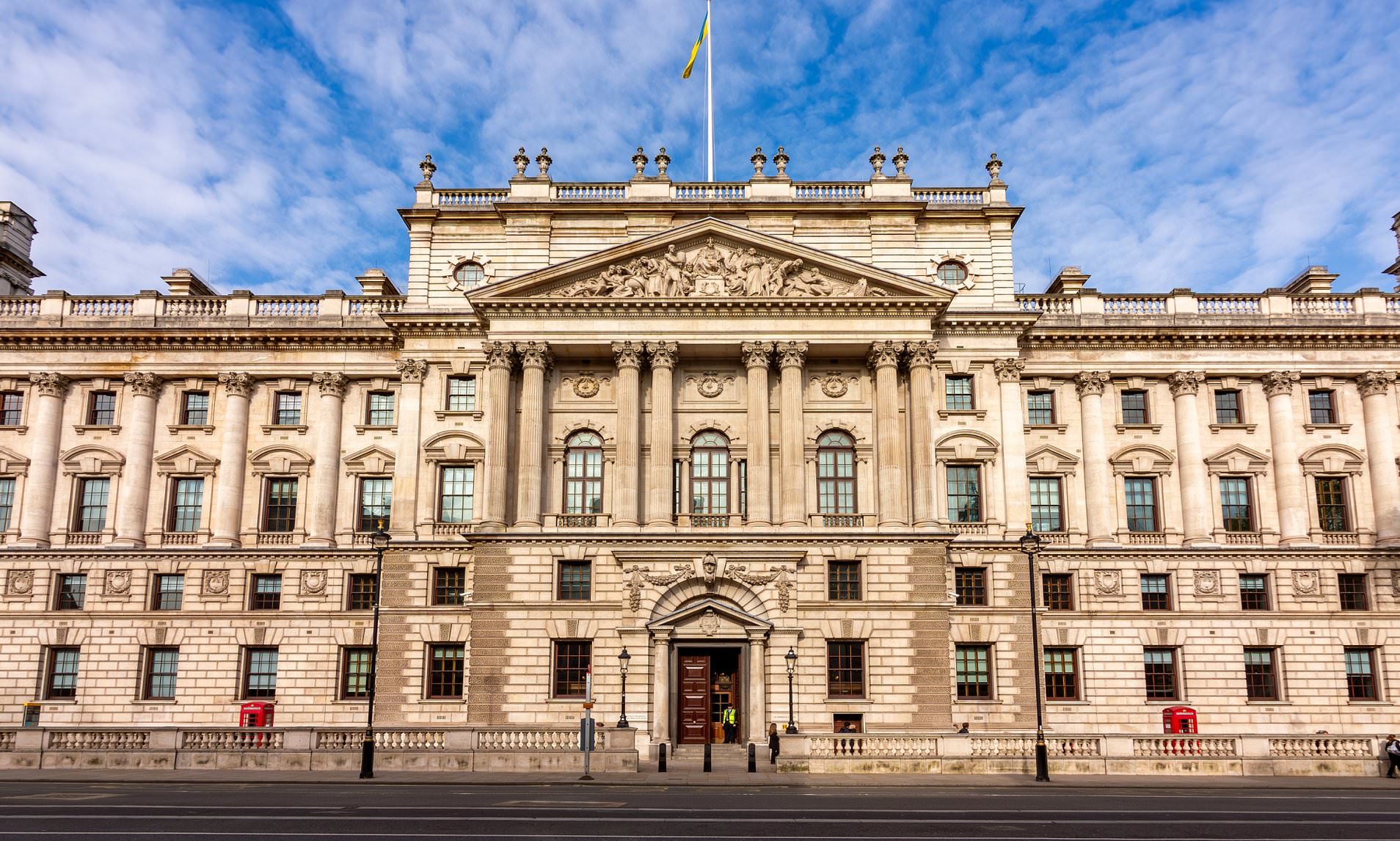 Tax boss sacked after spying on employee abusing her breaks to go to ...