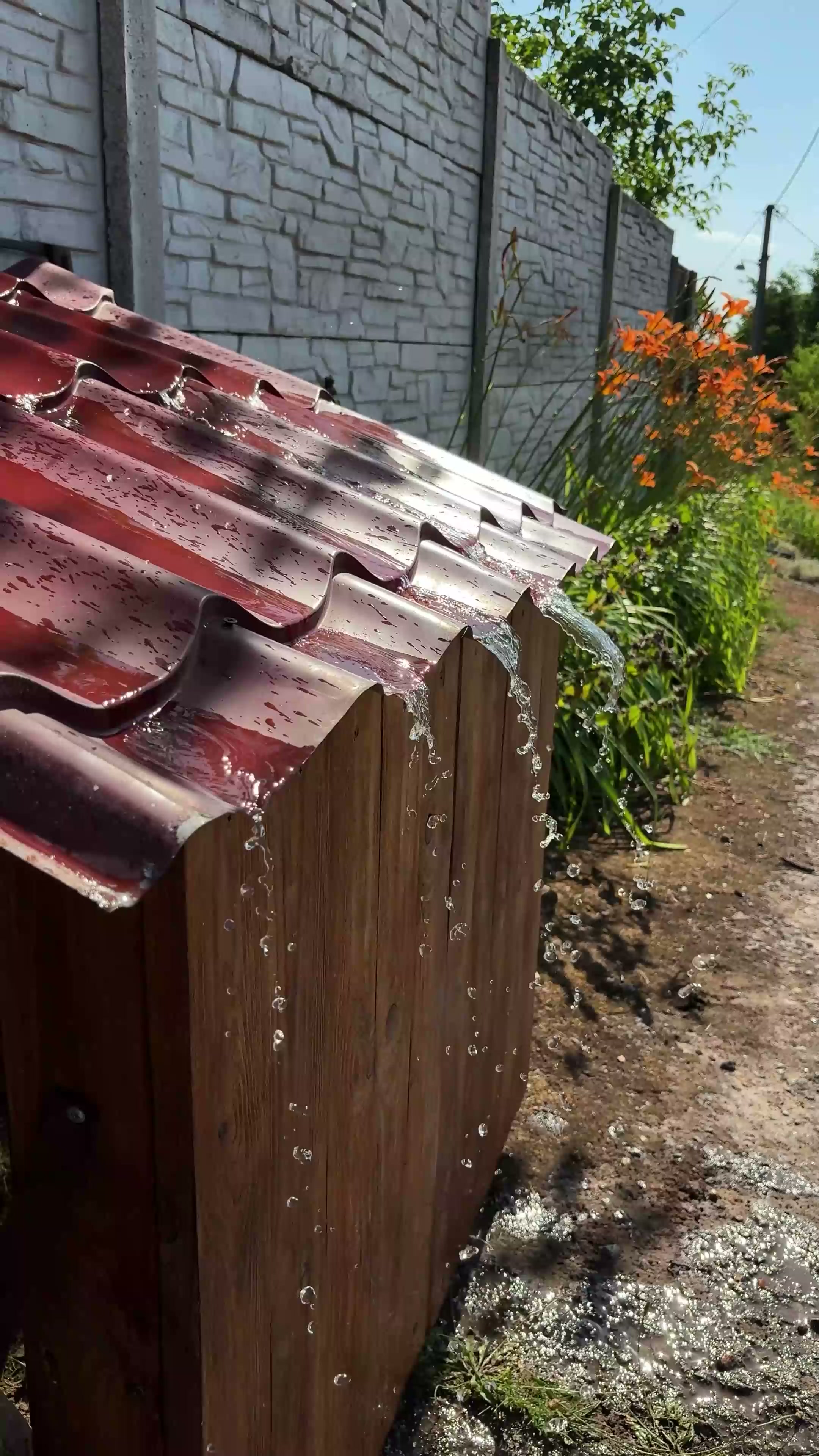 Simple PVC roof drainage