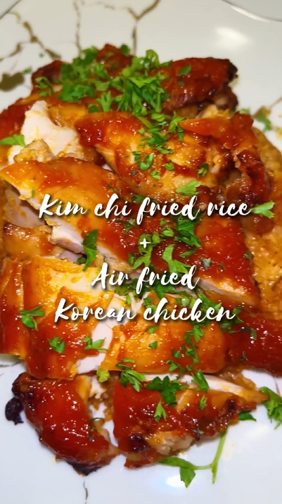 What makes kimchi fried rice so flavorful?