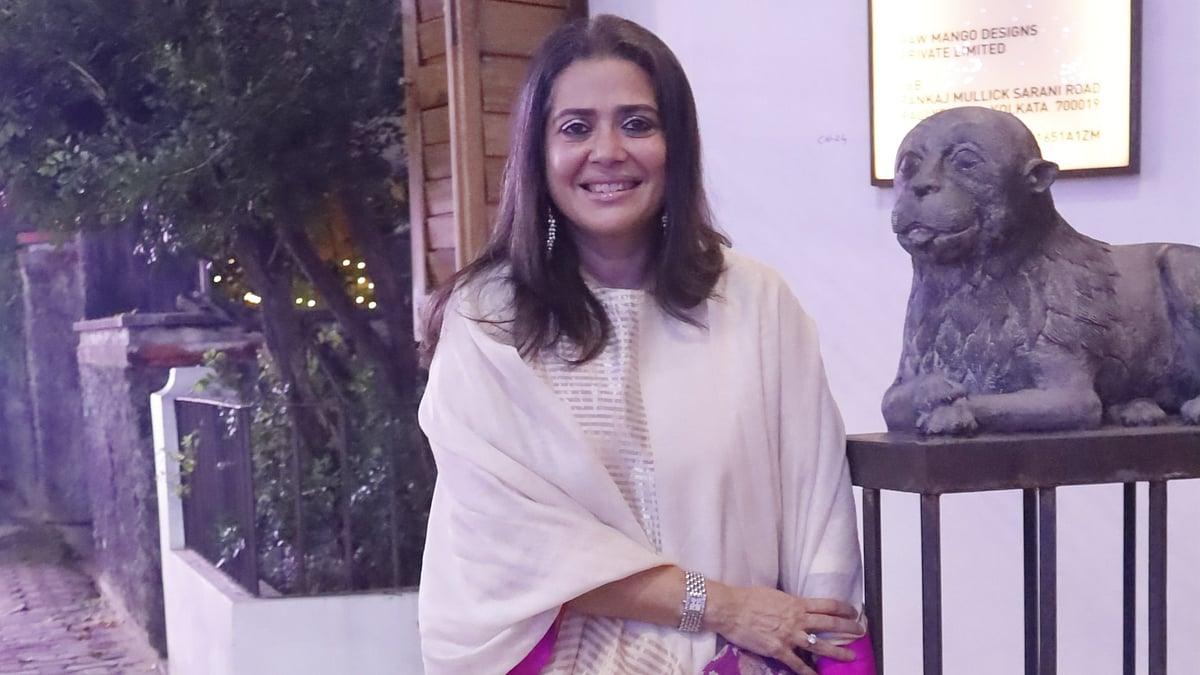Glimpses from Indulge’s first Durga Puja fashion cover launch with ...