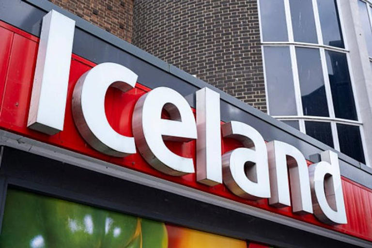 Iceland confirms £5,600 boost for thousands of state pensioner shoppers ...