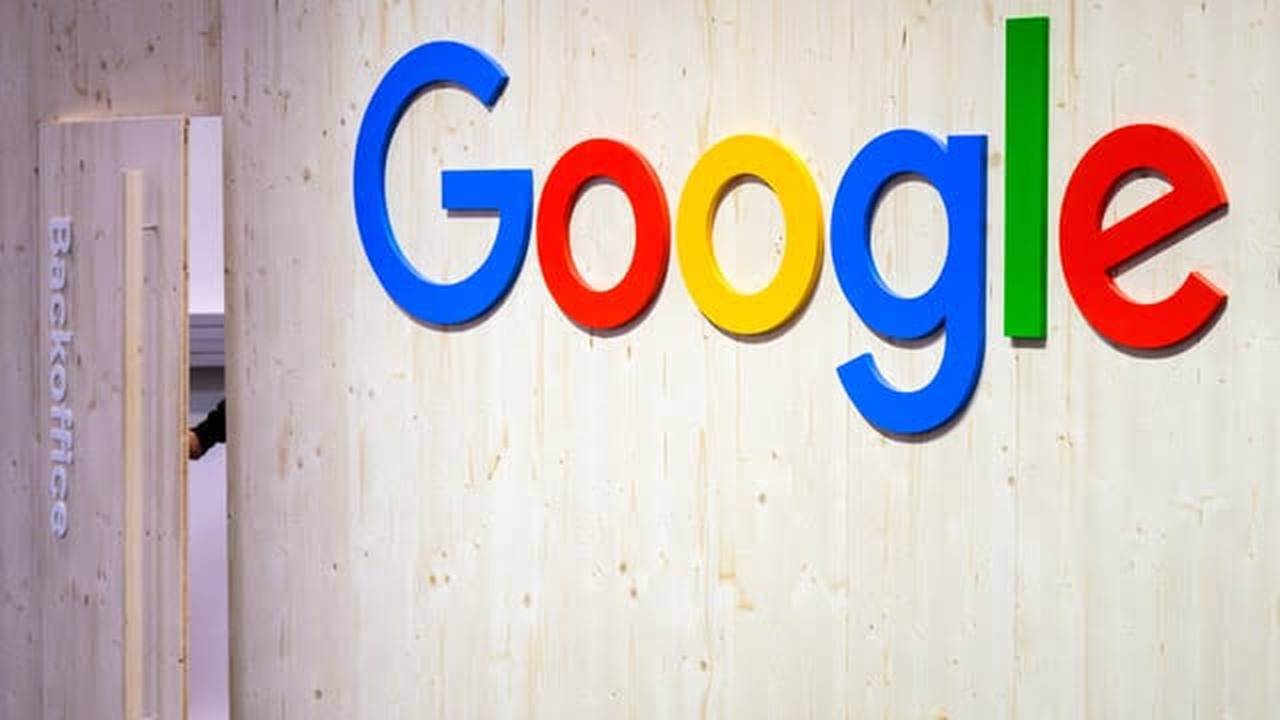 Google paid Apple $20 billion in one year to remain Safari's default ...
