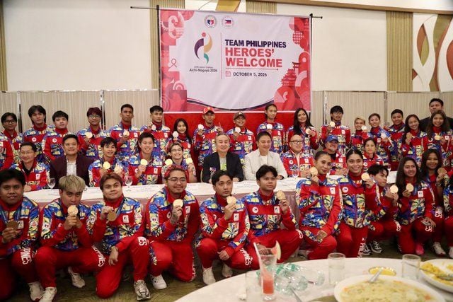 POC rewards Asian Games medalists with latest iPhone models