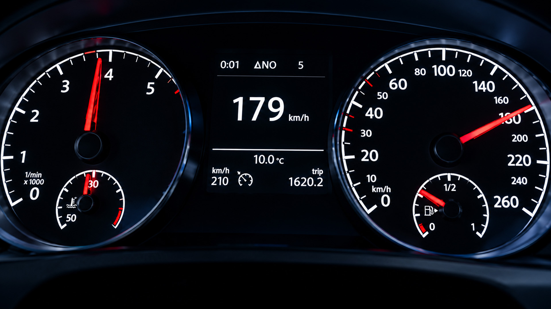 VW Golf 7 takes on a 0–100 km/h acceleration test
