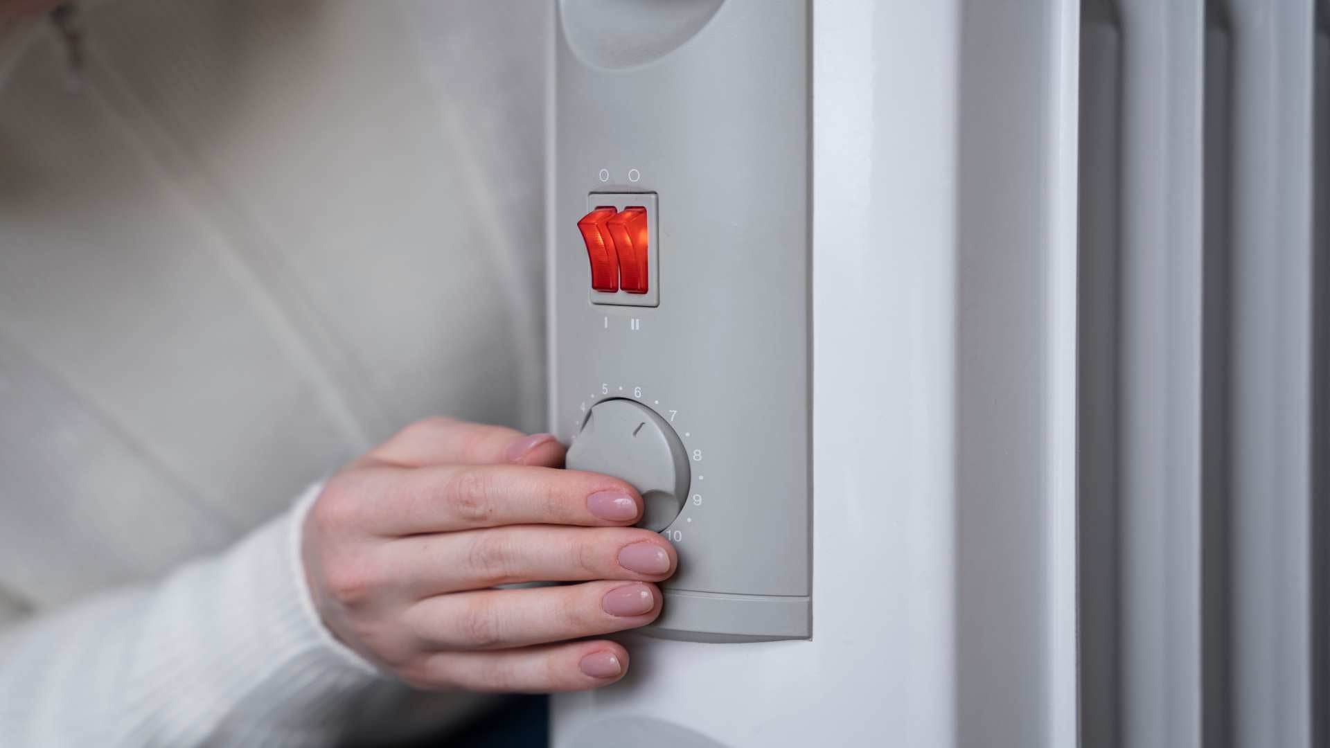 Gas vs. electric geyser: Key differences, safety tips, and maintenance ...