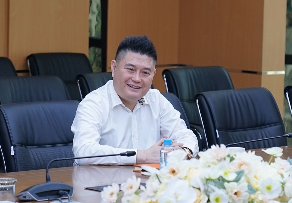 Bầu Thụy đặt mục tiêu huy động 600-1.000 tỉ đồng mỗi năm cho VFF