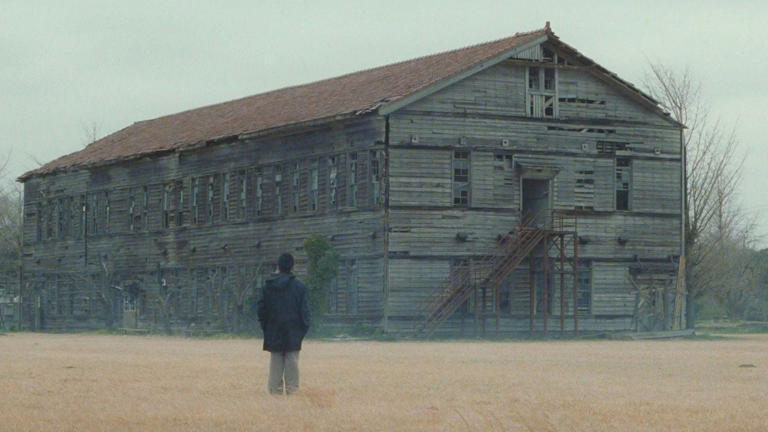29 ans après son thriller culte, ce réalisateur revient avec une mini ...