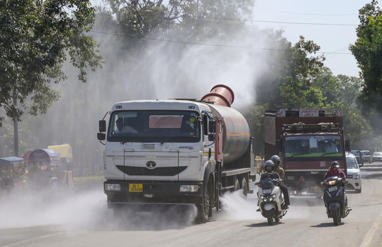 NHAI boosts pollution control measures across Delhi-NCR amid poor air ...