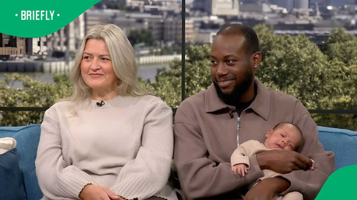 Woman discovers mysterious lump near ribs is actually a full-term baby