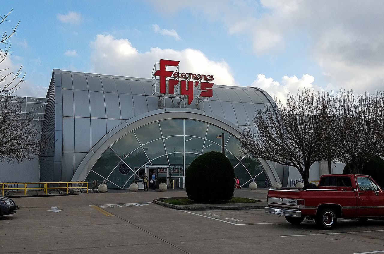30 beloved retail stores that have shut down