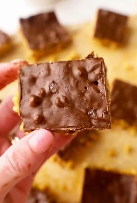 Crunchy peanut butter chocolate protein snacks