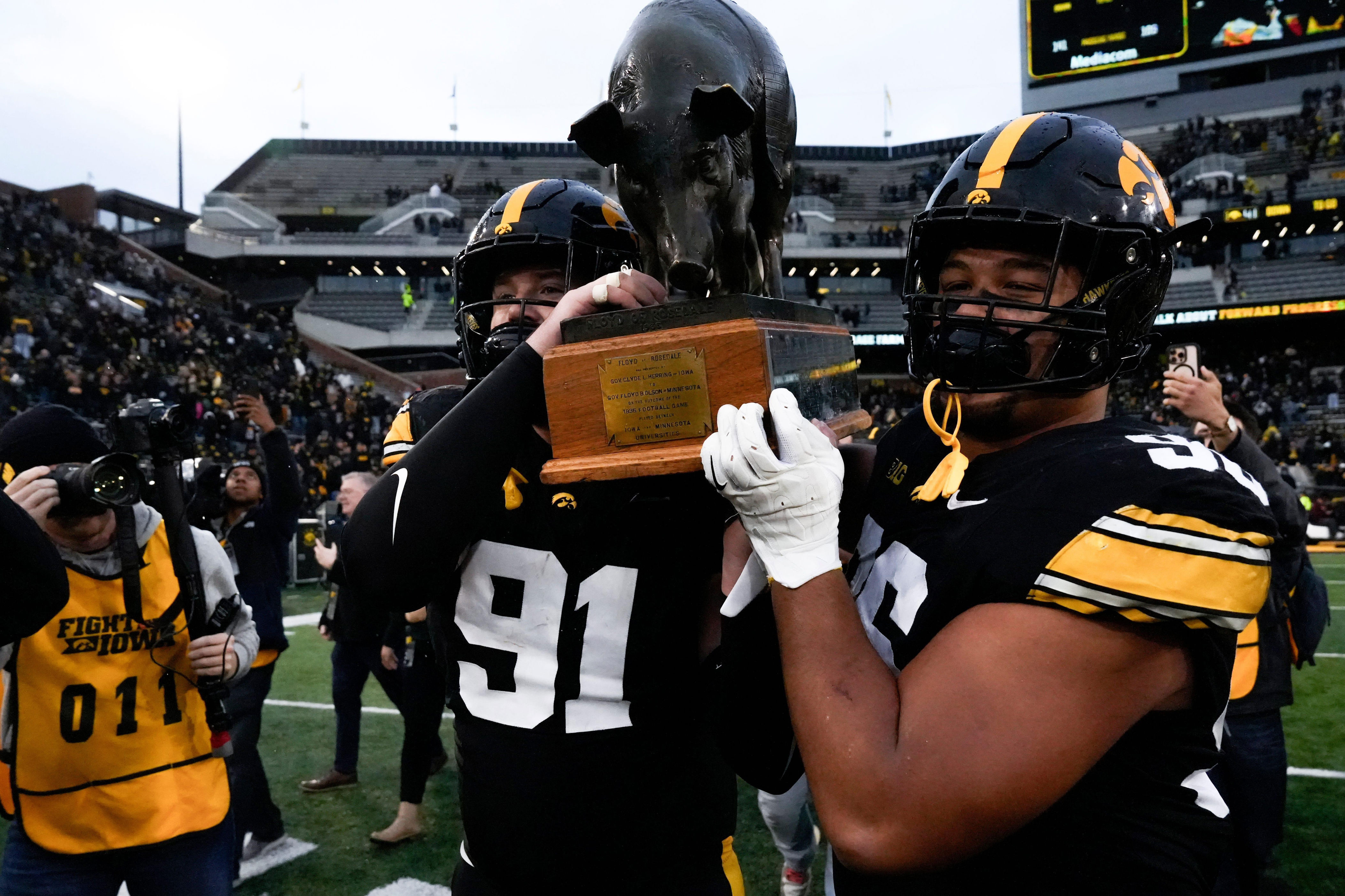 By the numbers: Iowa vs. Minnesota