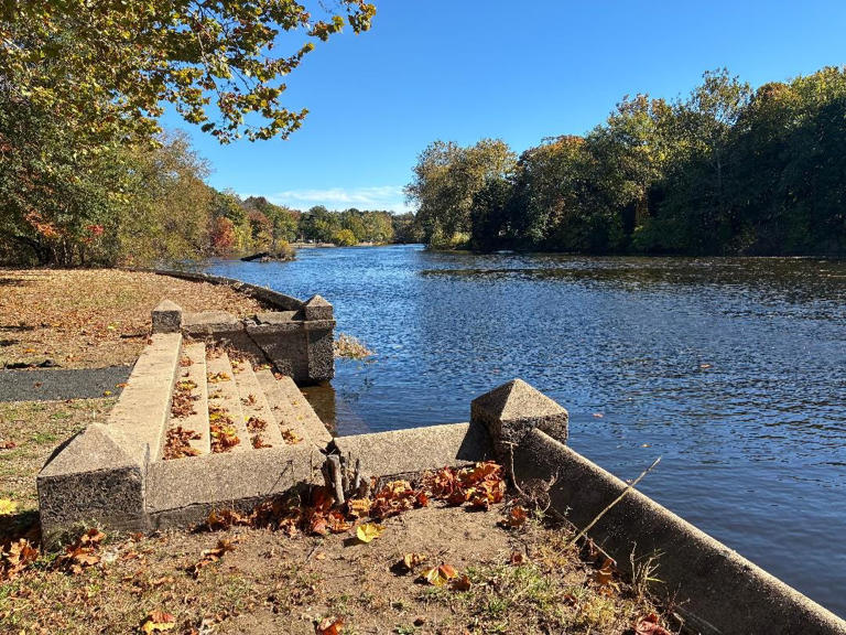 Sunny days, cool temps. How long will this perfect fall weather last?