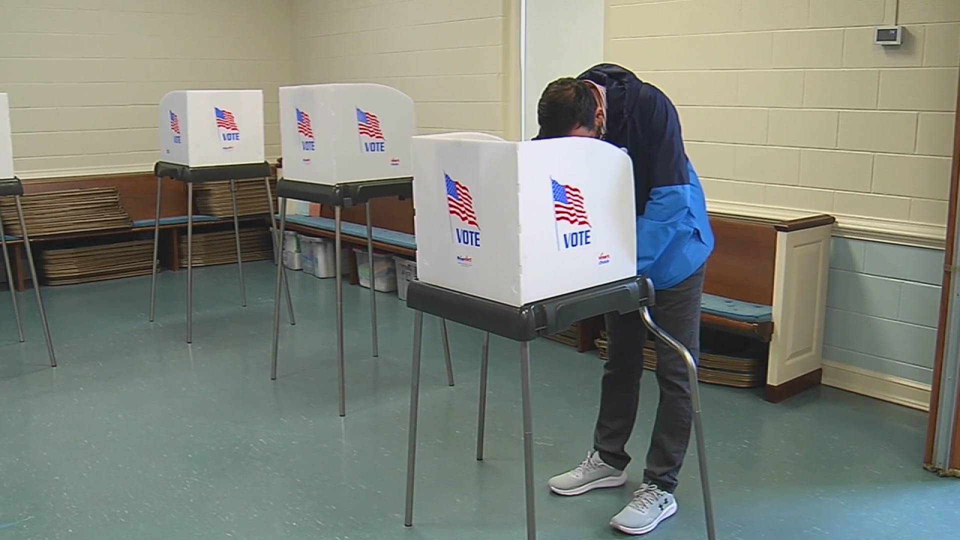 Virginia's early voting numbers outpacing 2022 midterm election