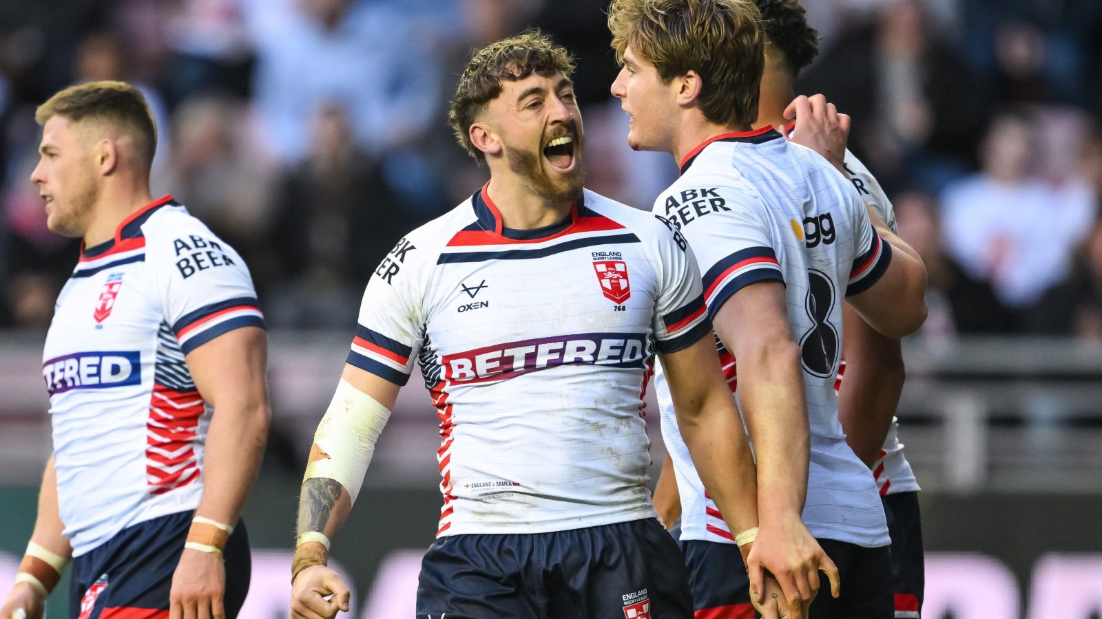 England make change to team for France clash with outside back rotation ...