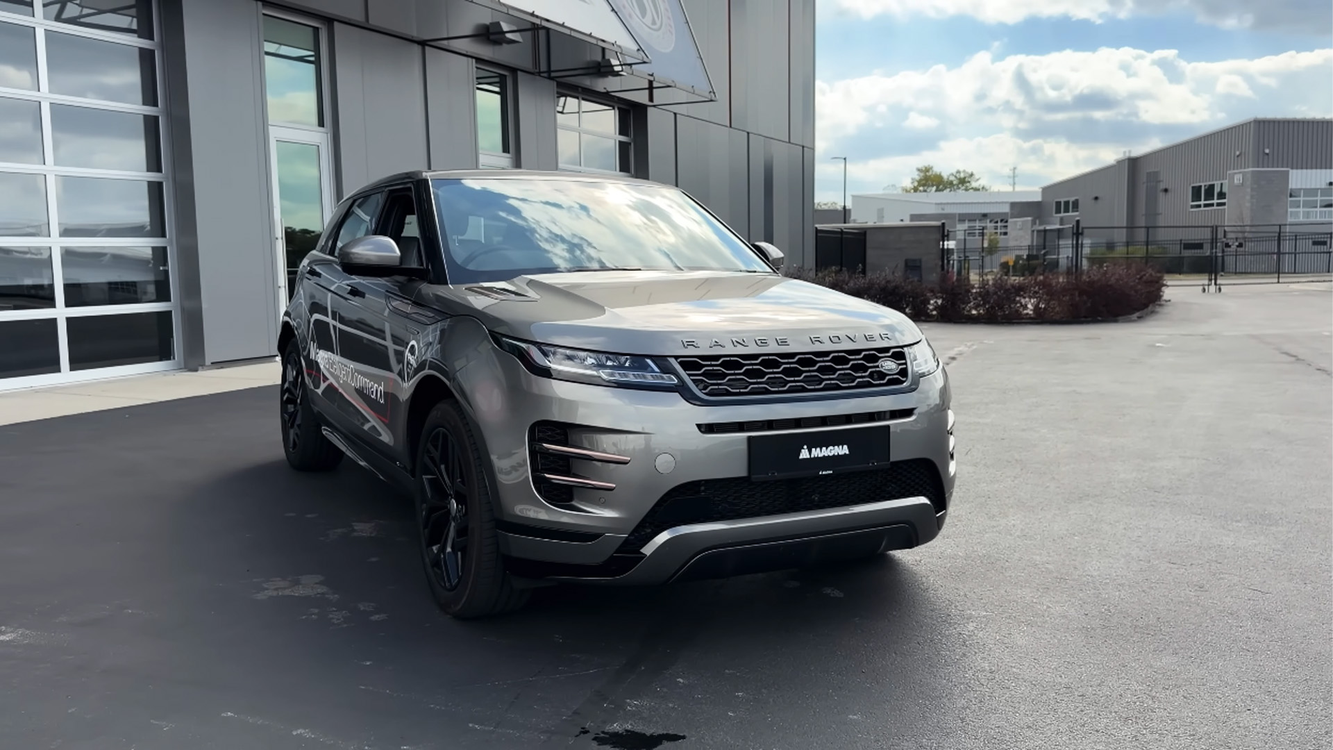 A Range Rover Evoque built to test hybrid ideas