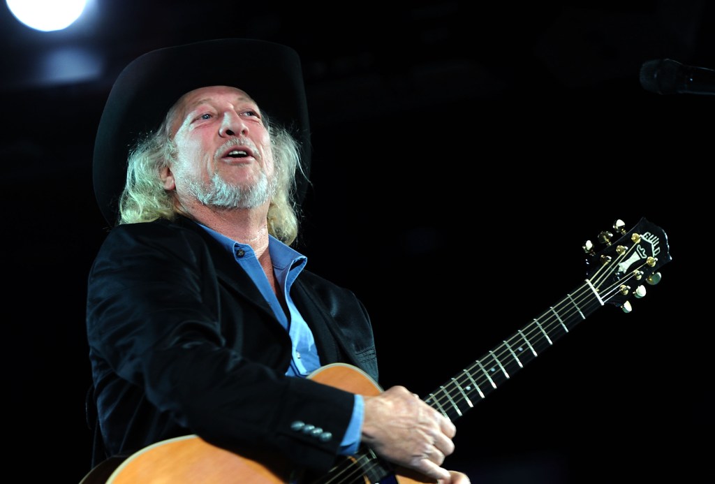 John Anderson Dead: Country Singer Of Hits 'Wild And Blue' & 'Swingin ...