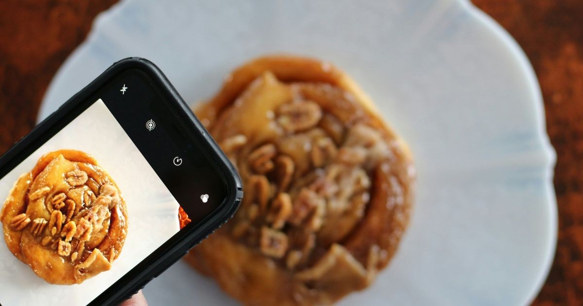 End of the recipe book? Most Brits now use phones for cooking ...