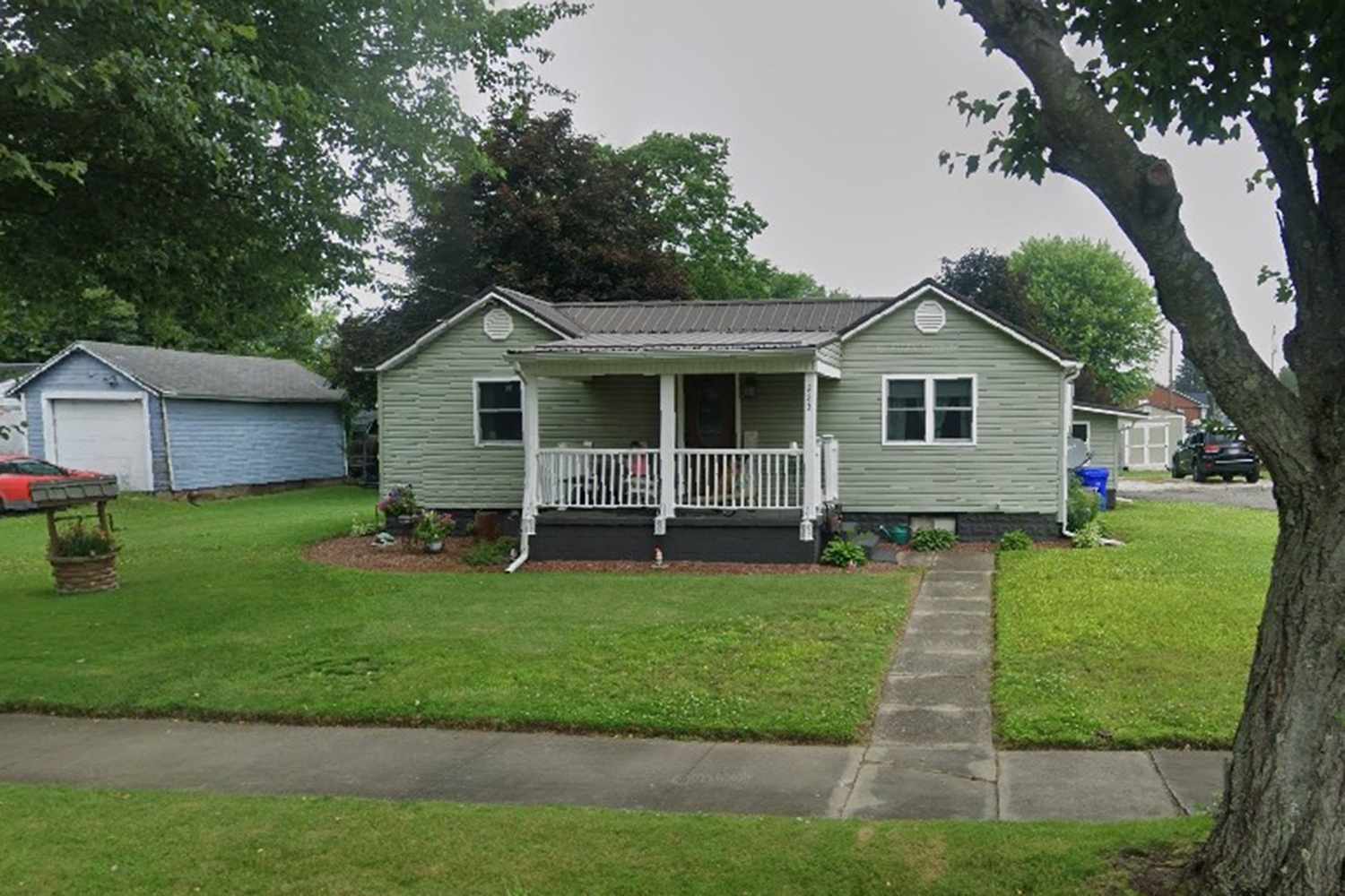 22-month-old boy and 2 adults found dead in Ohio home after 911 ...