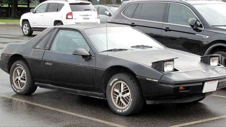 The Pontiac Fiero was finally becoming a great American sports car in ...