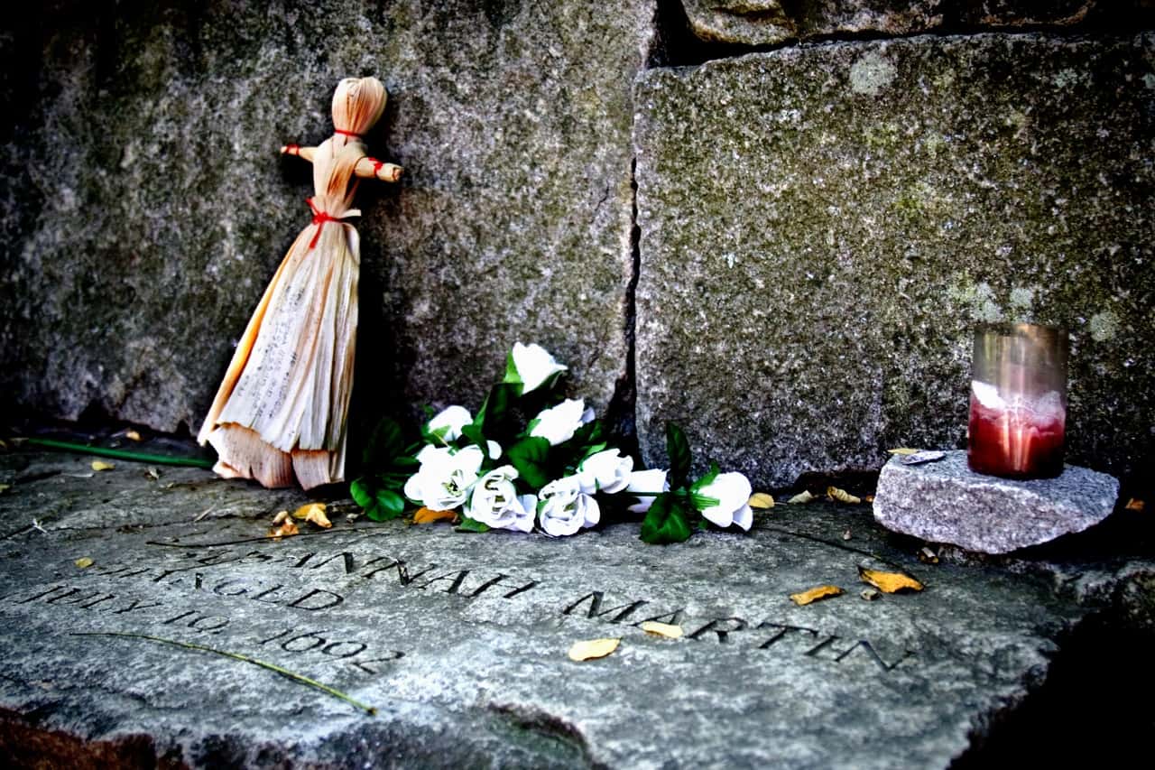 The Salem witch trials began with two young girls behaving strangely ...