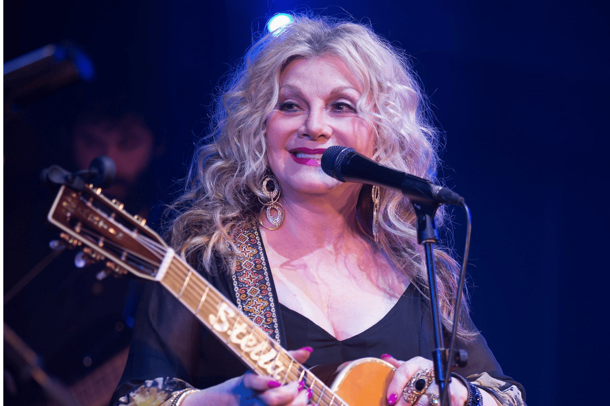 Tennessee responds to Dolly Parton sister's election rigging post