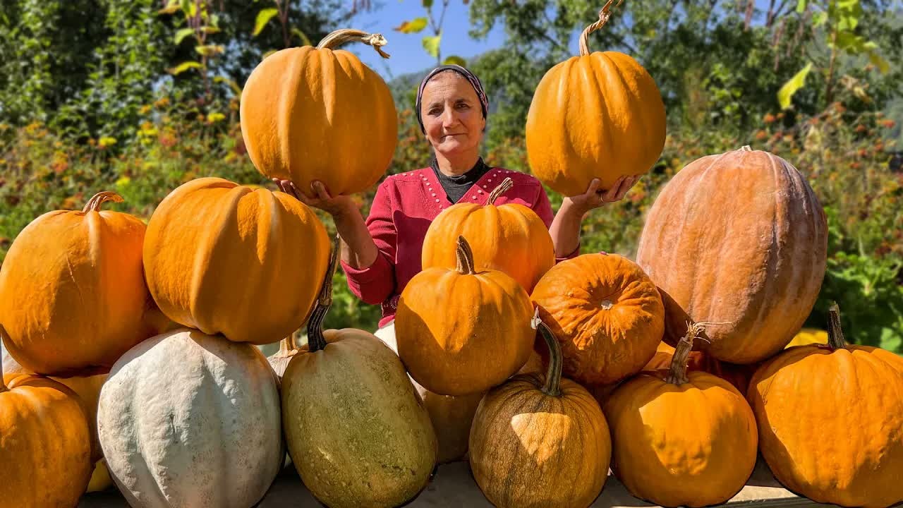 Chicken and chestnut Azerbaijani pilaf cooked in a pumpkin
