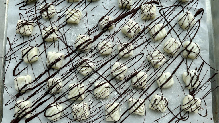 Butter, Cream Cheese, And Confectioner's Sugar All Mix Together For An ...