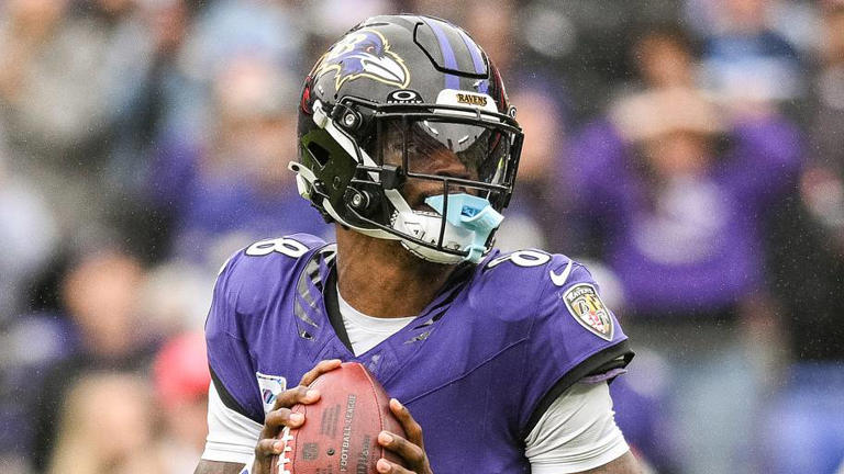 Lamar Jackson's limited practice cracks the door open for Week 7