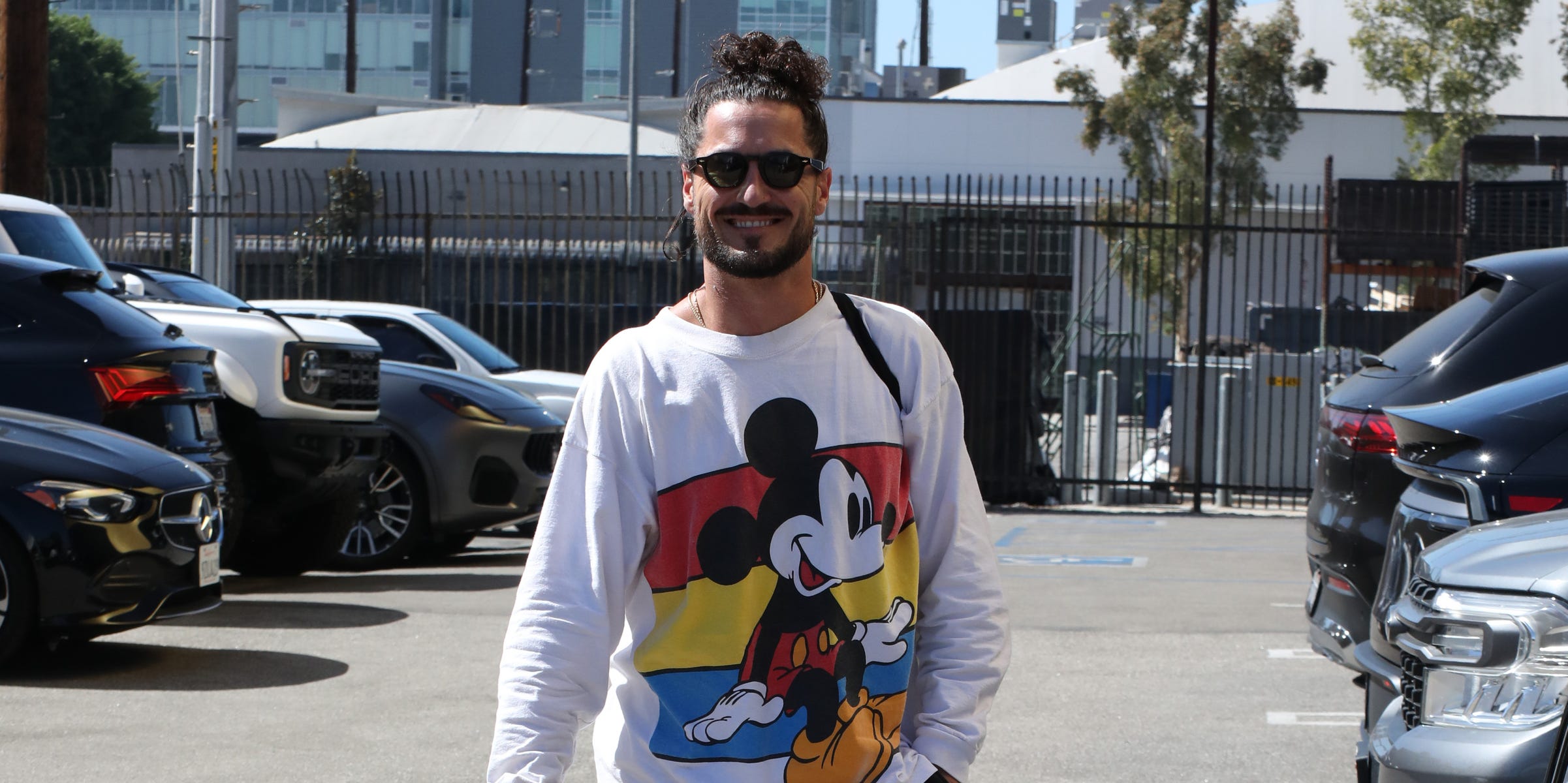 Val Chmerkovskiy is officially back in the studio for 'DWTS' rehearsals