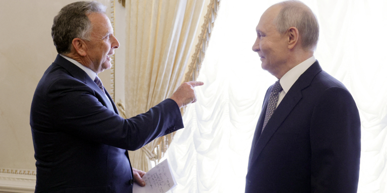 Putin fed Steve Witkoff false front picture to claim fake strategic ...