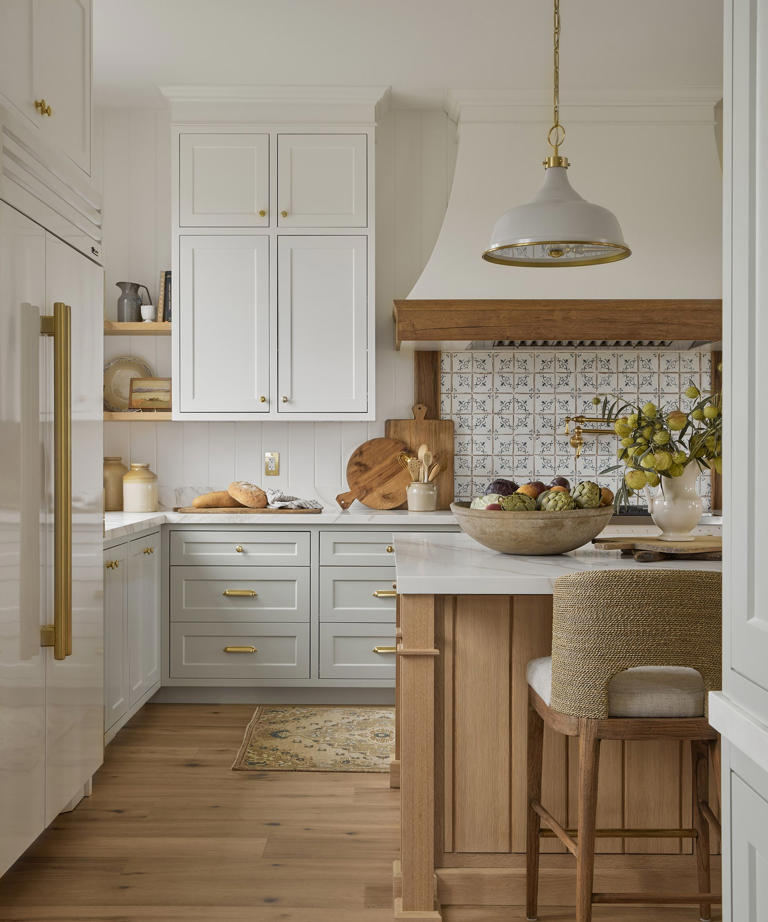 Bye bye boring kitchens – these 2027 kitchen cabinet trends are the ...
