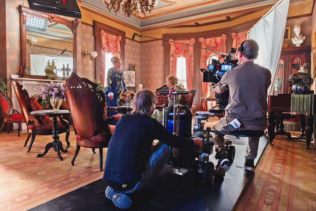 'The Gilded Age' season 4 cast, creator Julian Fellowes on show's ...