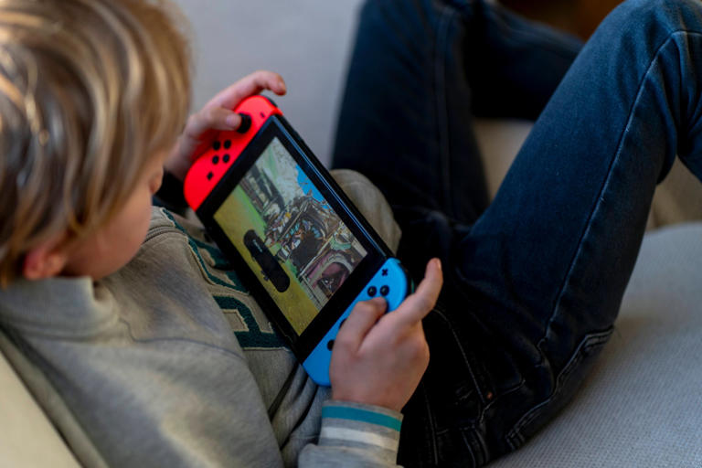Wer Netflix auf der Nintendo Switch & Switch 2 streamen möchte, hat ...