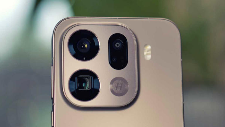 Hot take: Smartphones don’t need ultrawide cameras