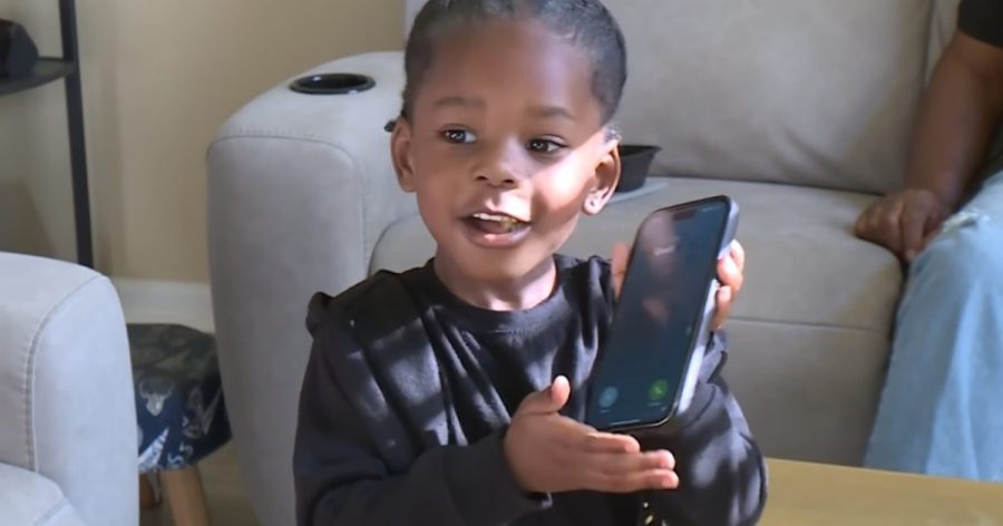 Toddler uses iPad to help save grandmother’s life in Tennessee