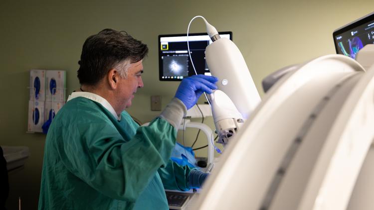 Huntsville Hospital adds robotic technology to improve lung cancer ...