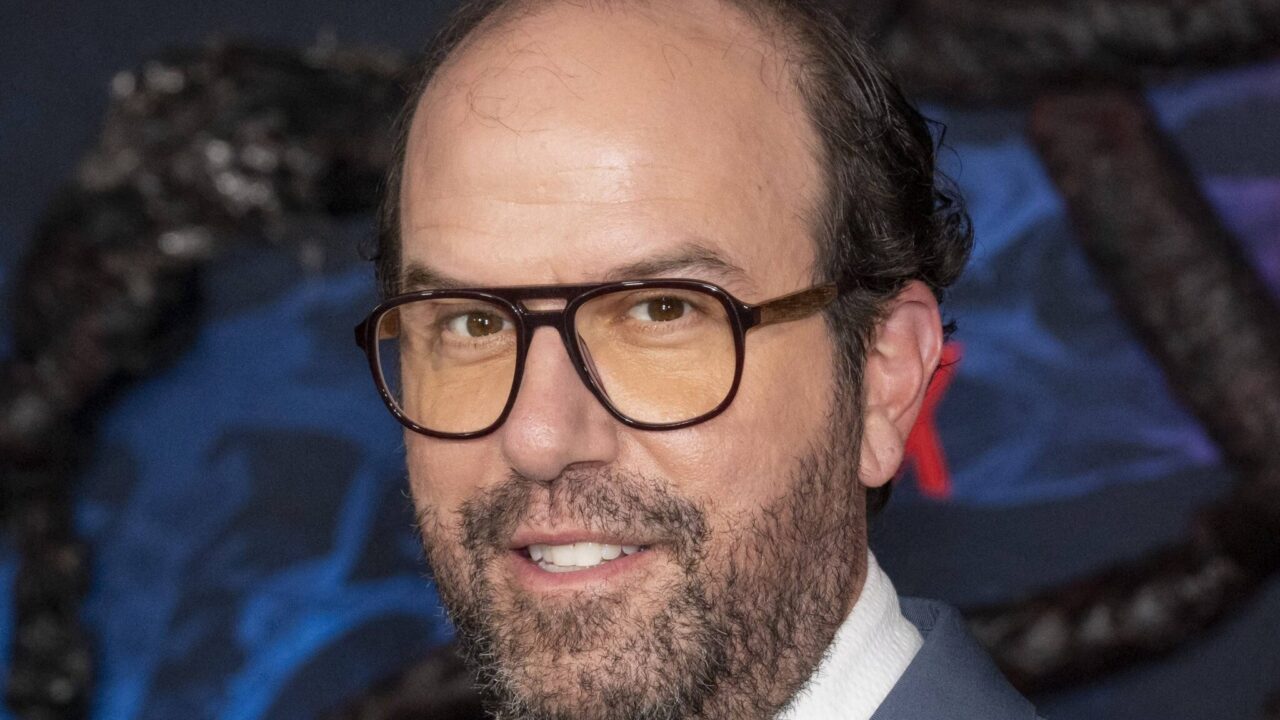 'Stranger Things' star Brett Gelman takes aim at SeaWorld in dark PETA ...