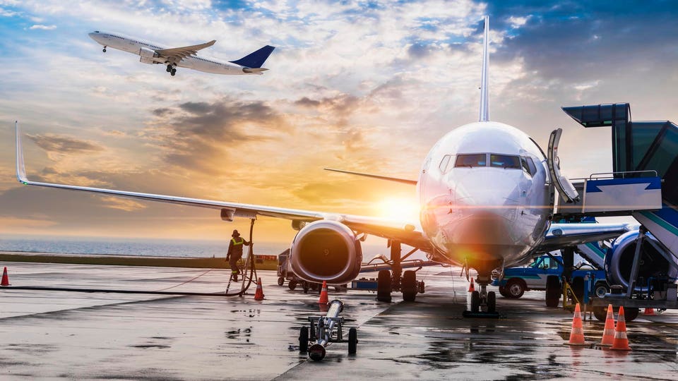 Pricier jet fuel gobbles airlines’ Q3 profits—expect higher airfares