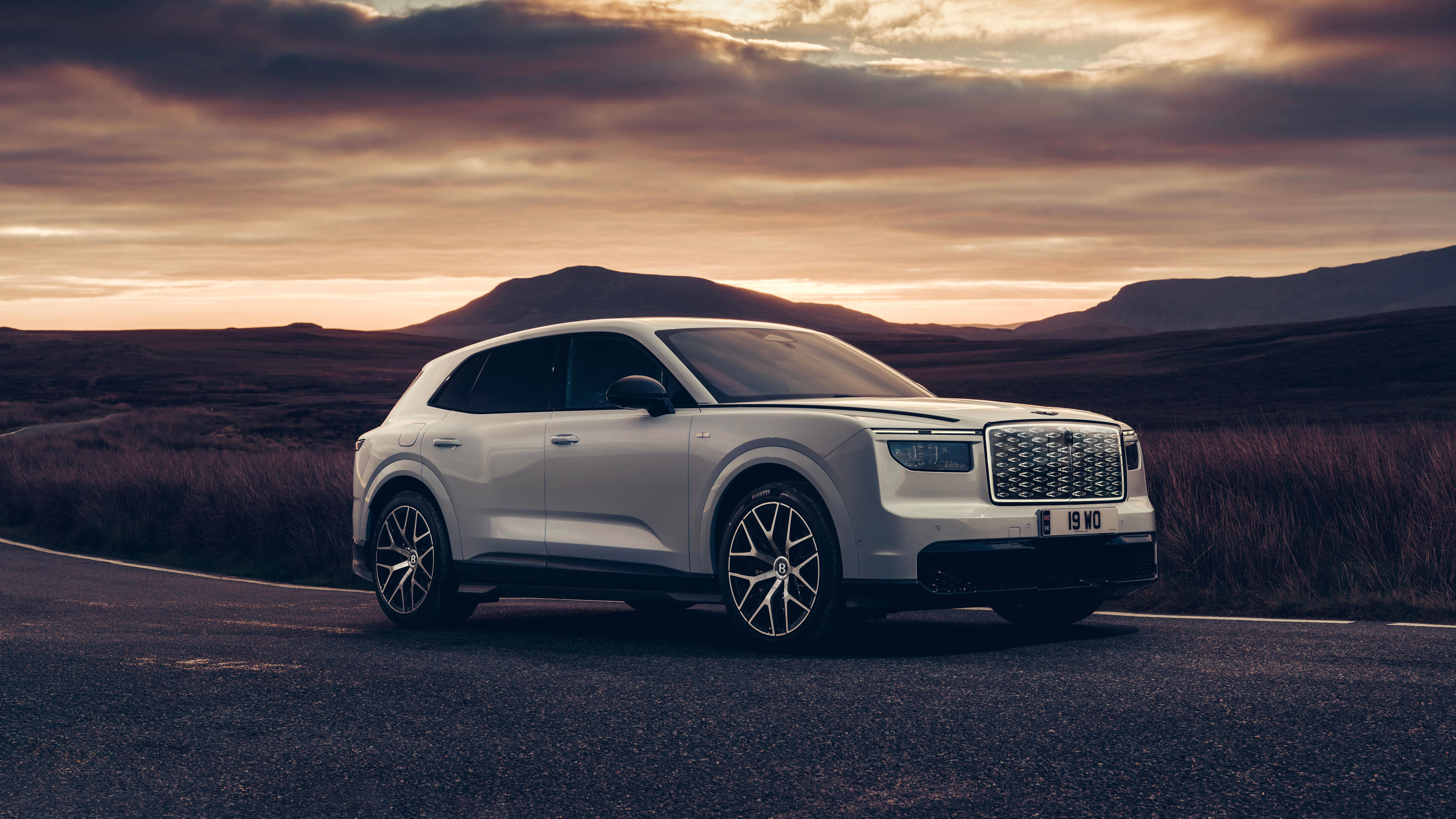 Bentley kicks off Torcal launch with First Edition trim