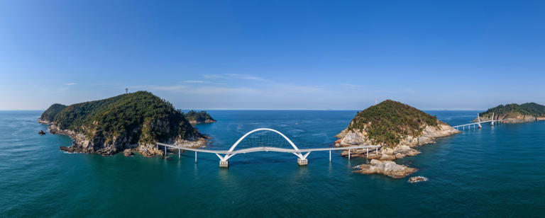 Gogunsan Island connecting trail opens, linking five islands