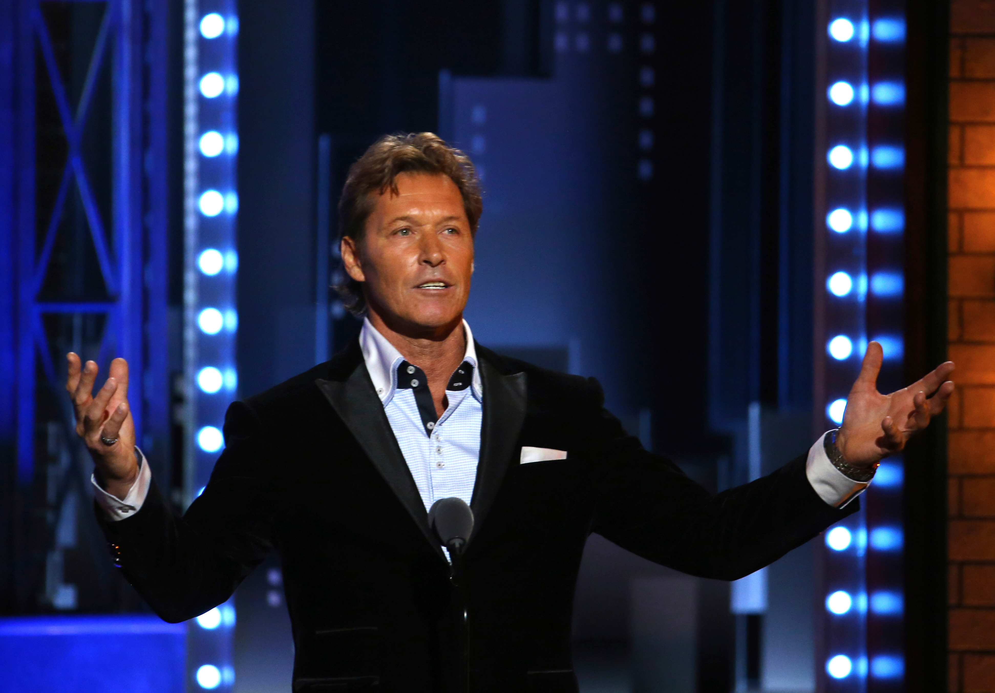 Former NHL player and longtime Rangers fan favorite Ron Duguay dies at 69