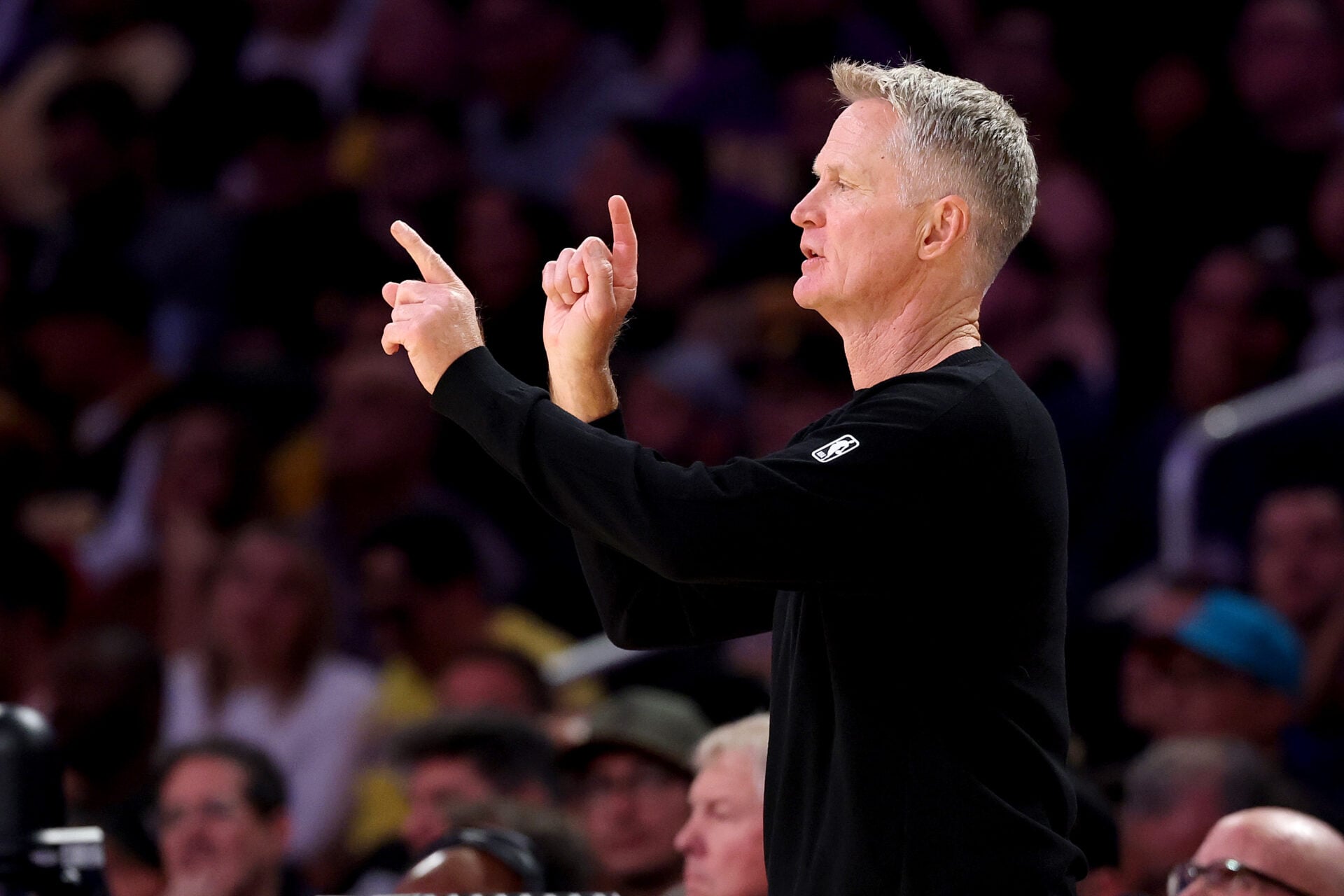 Steve Kerr caught on hot mic calling out Lakers double standards