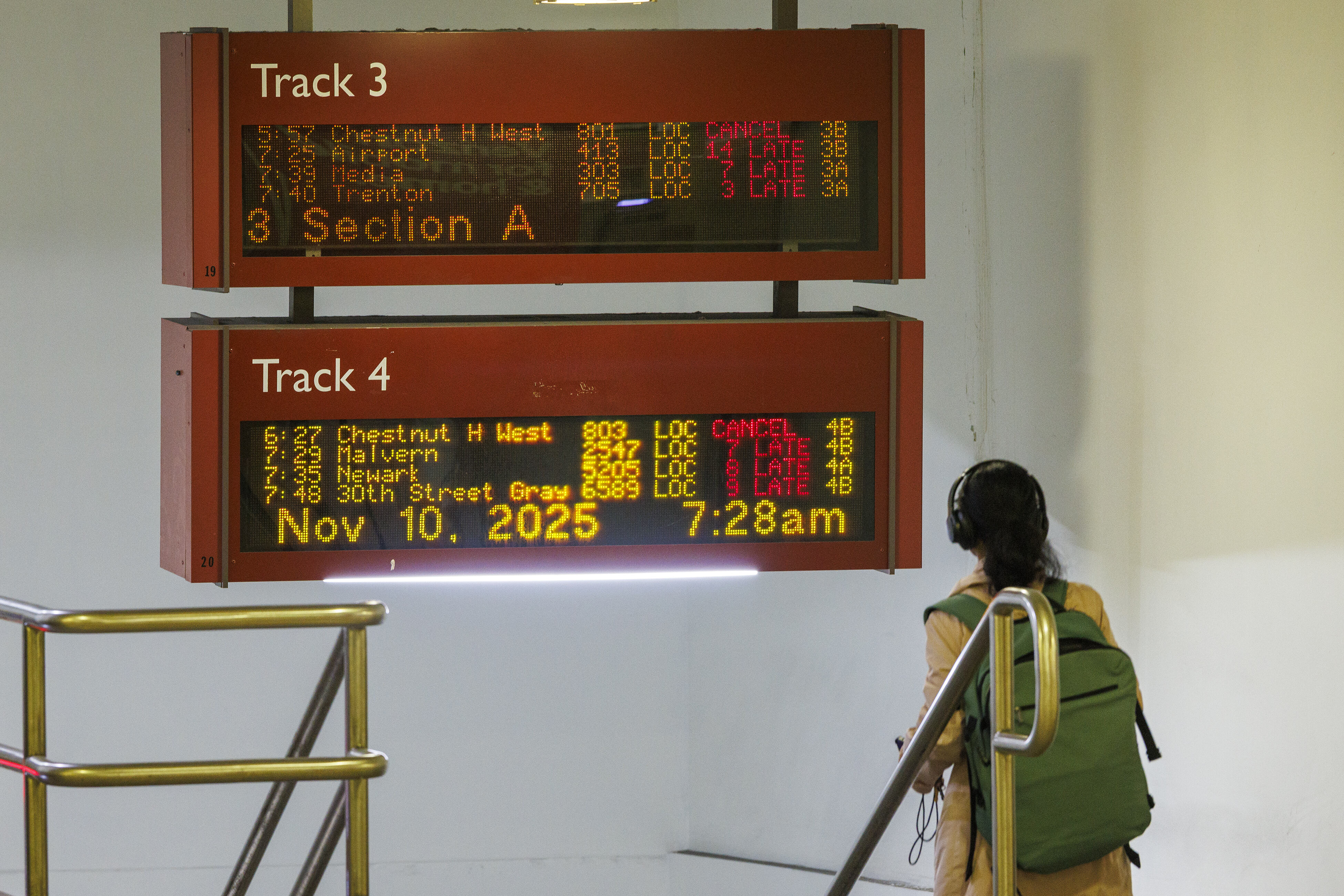 SEPTA’s real-time tracking tools are back online after being down due ...