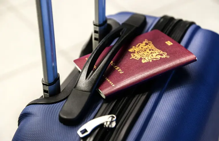 Uneasy about overnight buses? 6 safety habits backpackers use in South ...