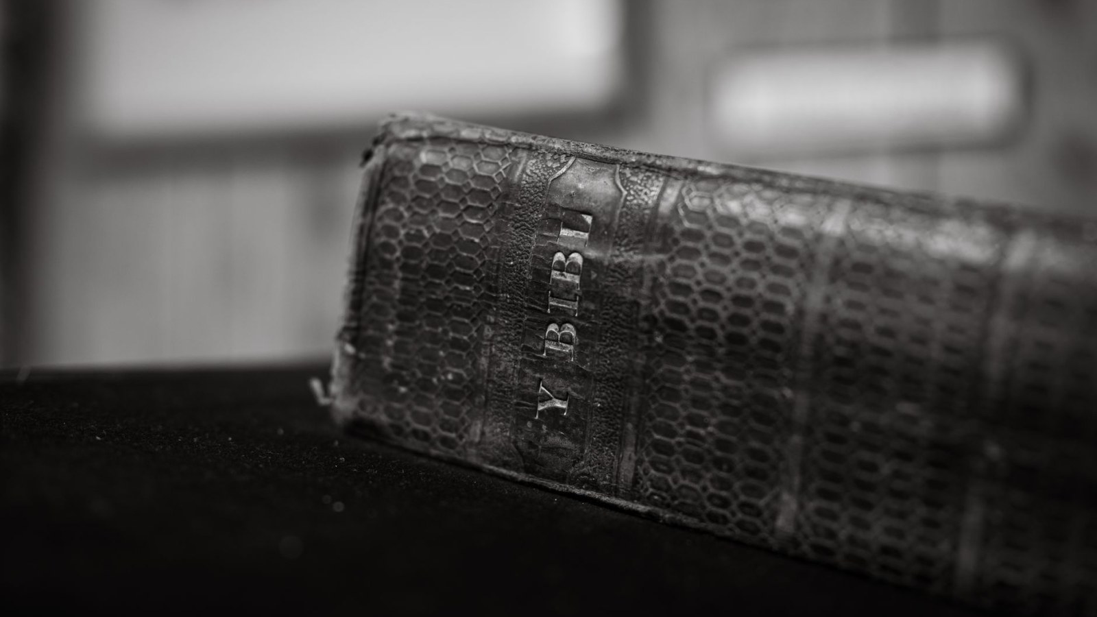 20 strange things families secretly hid inside the Bible